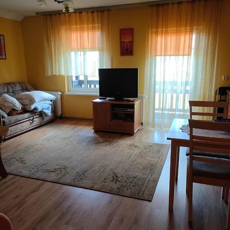 Ala Apartment ชกลาร์สกา ปอเรมบา ภายนอก รูปภาพ